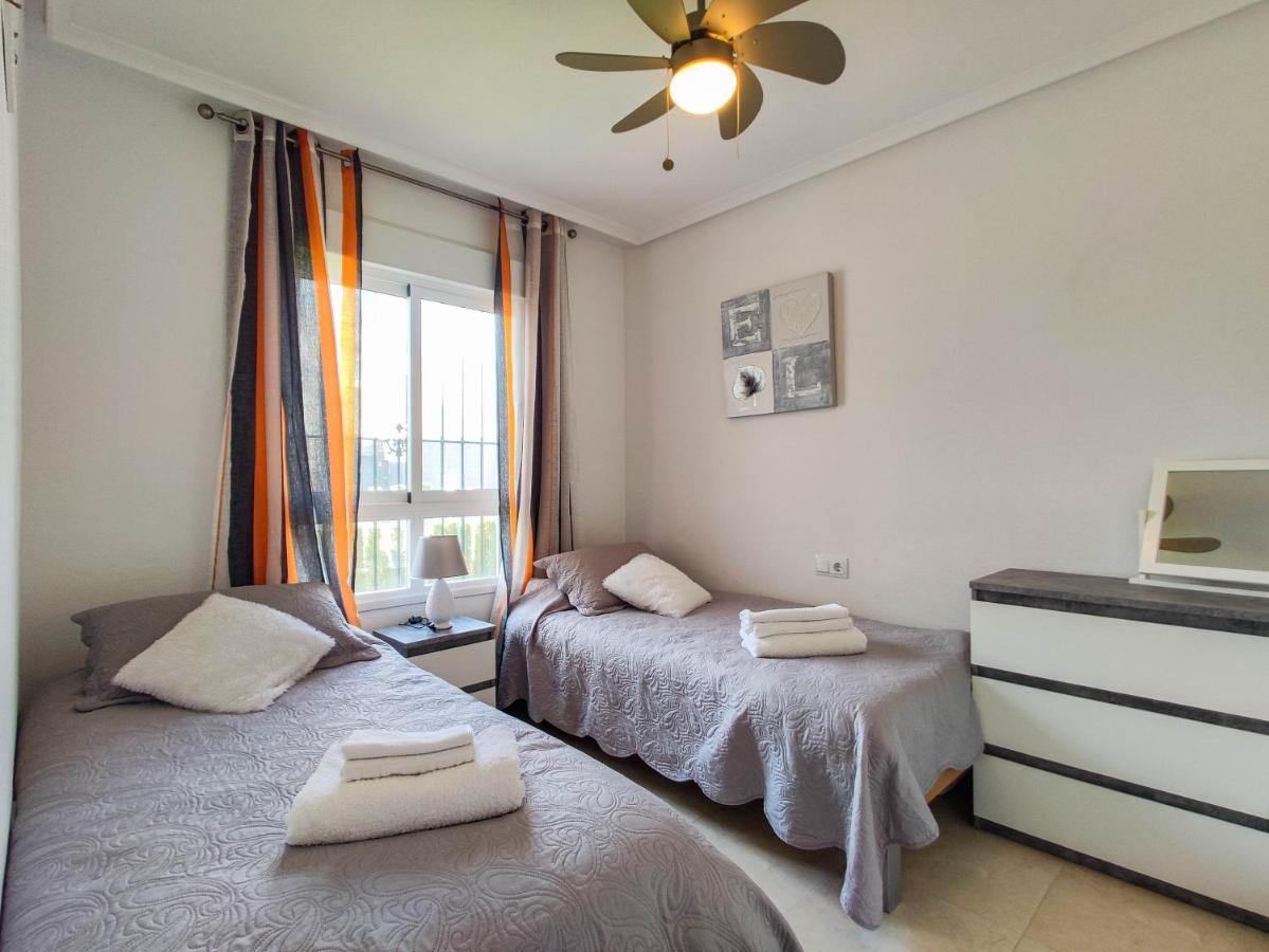 Apartment Villamartin 2 Bed 2 Bath *