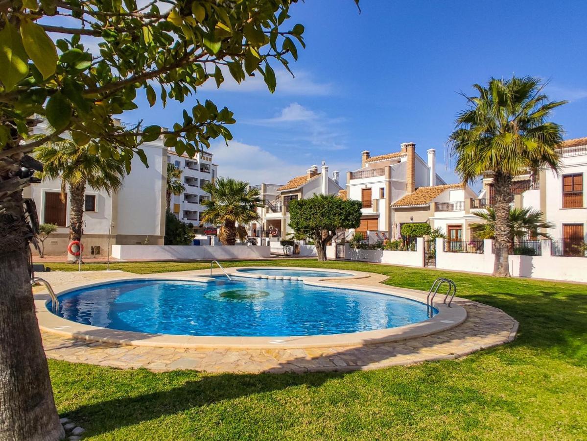 Apartament Villamartin 2 Bed 2 Bath *